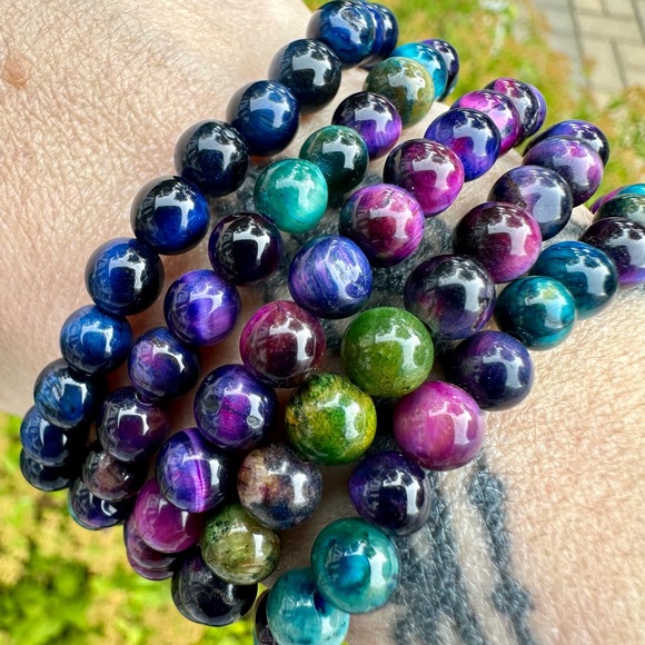 SOLD 6mm-7mm Galaxy Tigers Eye Beaded Bracelet - Picture 7 of 8